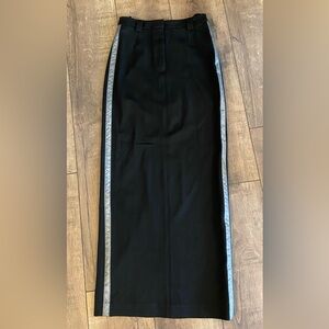Bisou Bisou Black Long Pencil Skirt with Gray Trim. Sleek skirt.